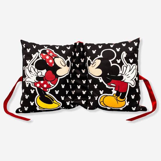 Almofada Veludo Carta Minnie
